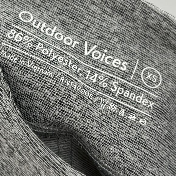 Outdoor Voices Dove Ash Gray 3/4 Two Tone Cropped Warmup Leggings - Picture 9 of 9